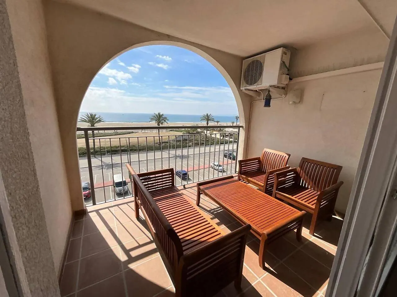 Awaydays Apartamento En La 4A Planta Vista Mar Empuriabrava
